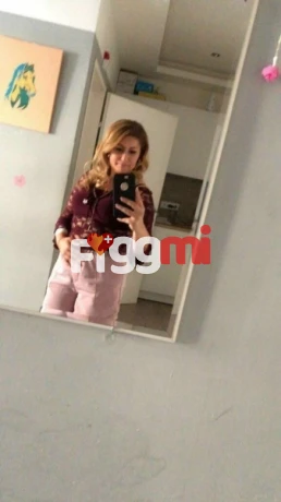 Monica is a sexy  Escort in Wallis