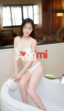 Lucy is a high class  Escort St. Gallen