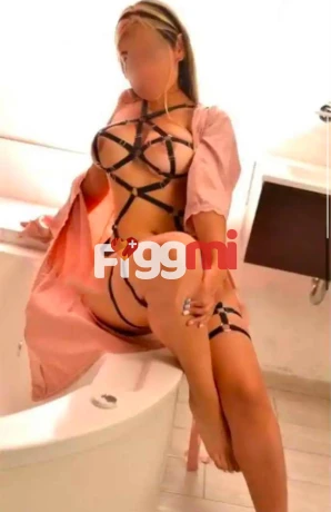 Vivian is a high class  Escort Geneva