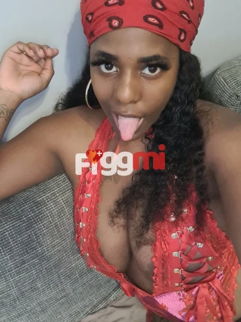 profile_escorts_photo_alt_2