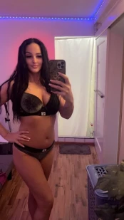 Elena - escort in Bern