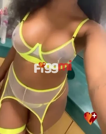 Meet Kenja, a very sexy escort in Fribourg, passionate about pleasure and the art of seduction. The perfect lover, seductive and sexy, is at your service.