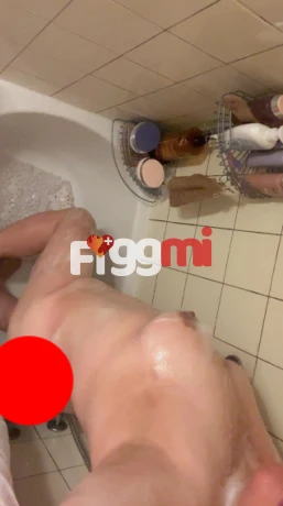 Meet the beautiful Fiorella  in Geneva  with just one phone call