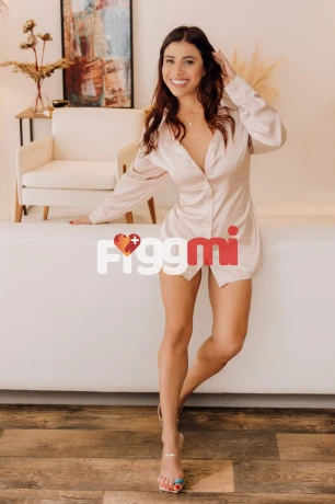 Hannah is a super sexy  Escort in Bern