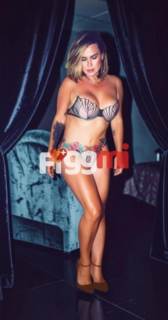 Book a meeting with Mírela  in Aigle today